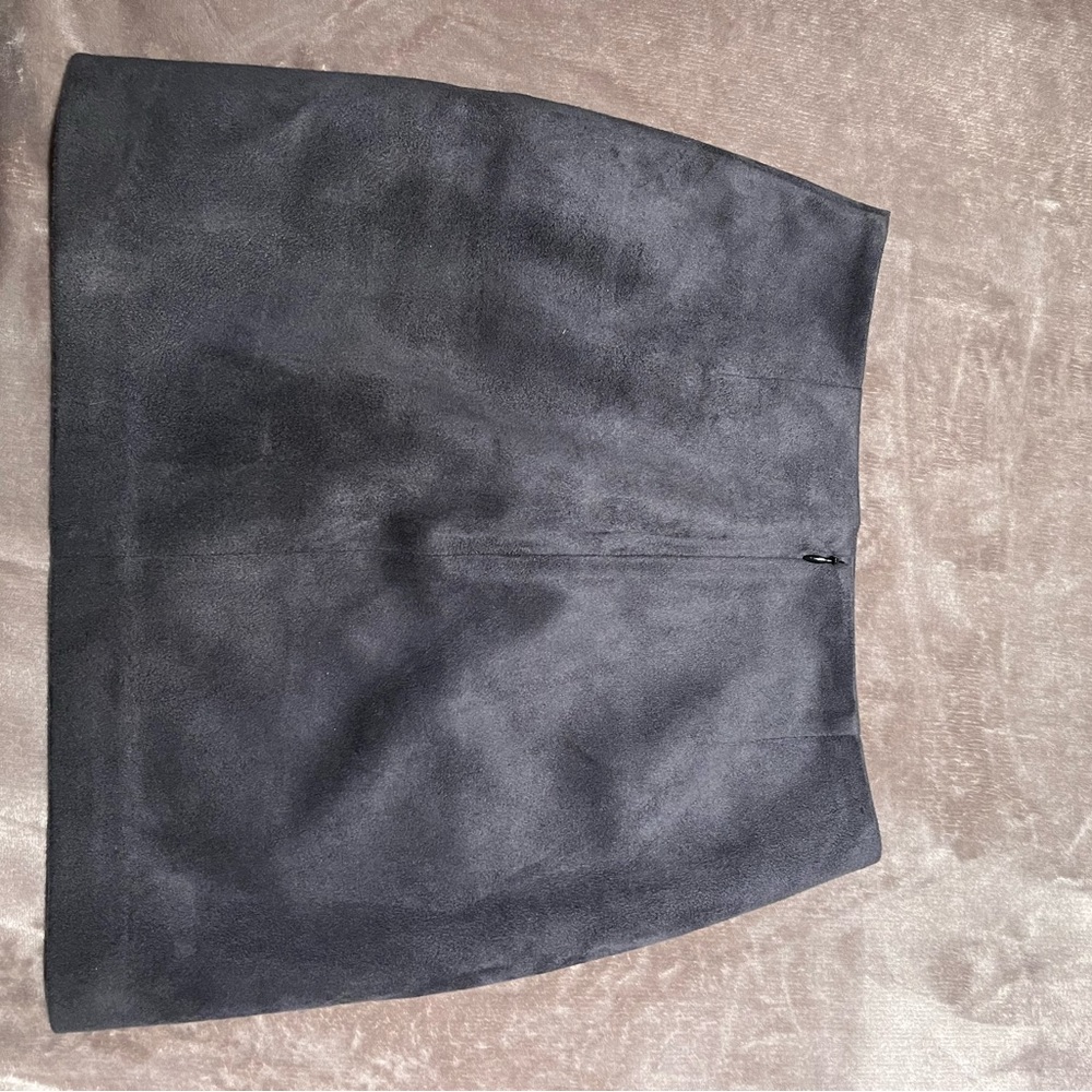 Aritizia talula skirt